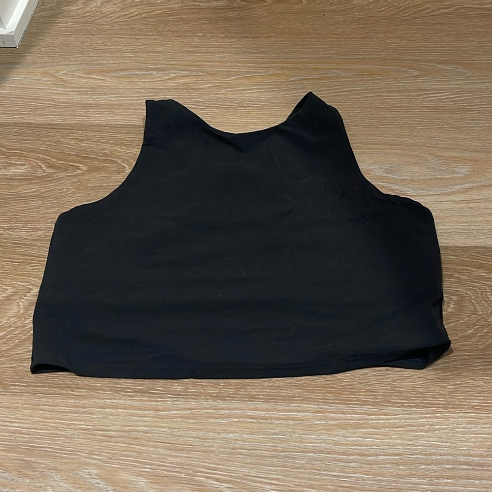 Athleta High Neck Tank Sports Bra Size Medium